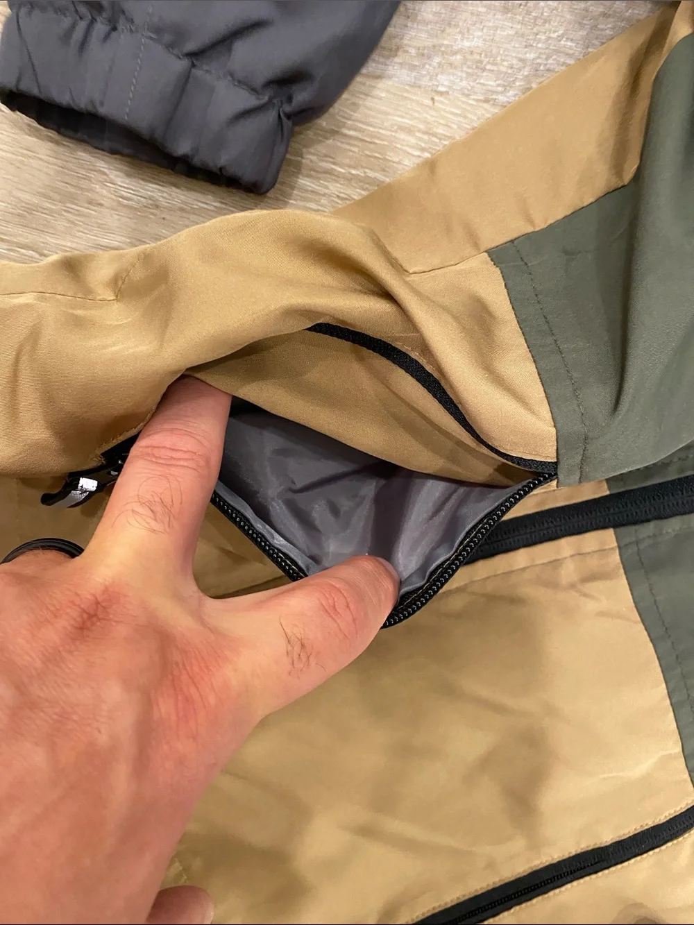 Distortion Hooded Lined Windbreaker Zip Jacket Navy Green Tan Reflector Stripe